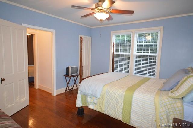 Seventeen Acres - Residential