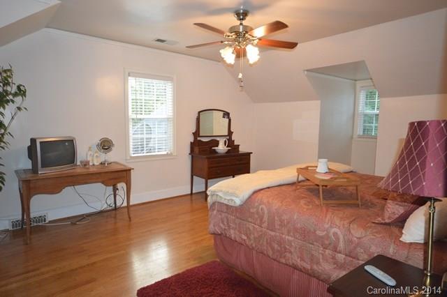 Seventeen Acres - Residential