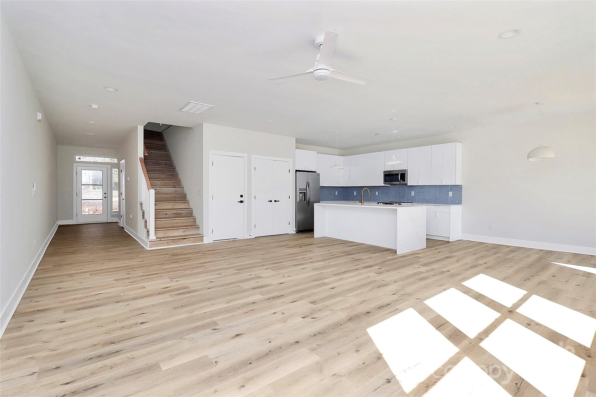 Royal Oaks - Residential