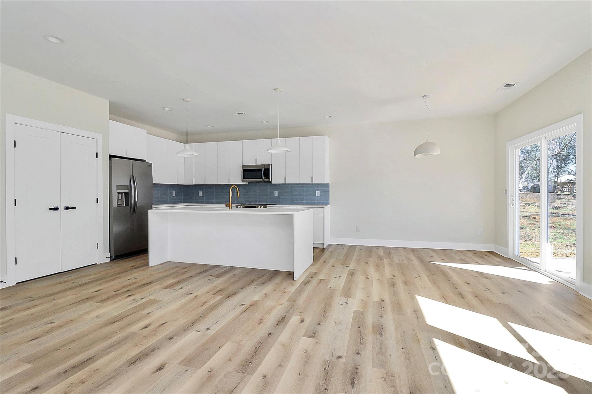 Royal Oaks - Residential
