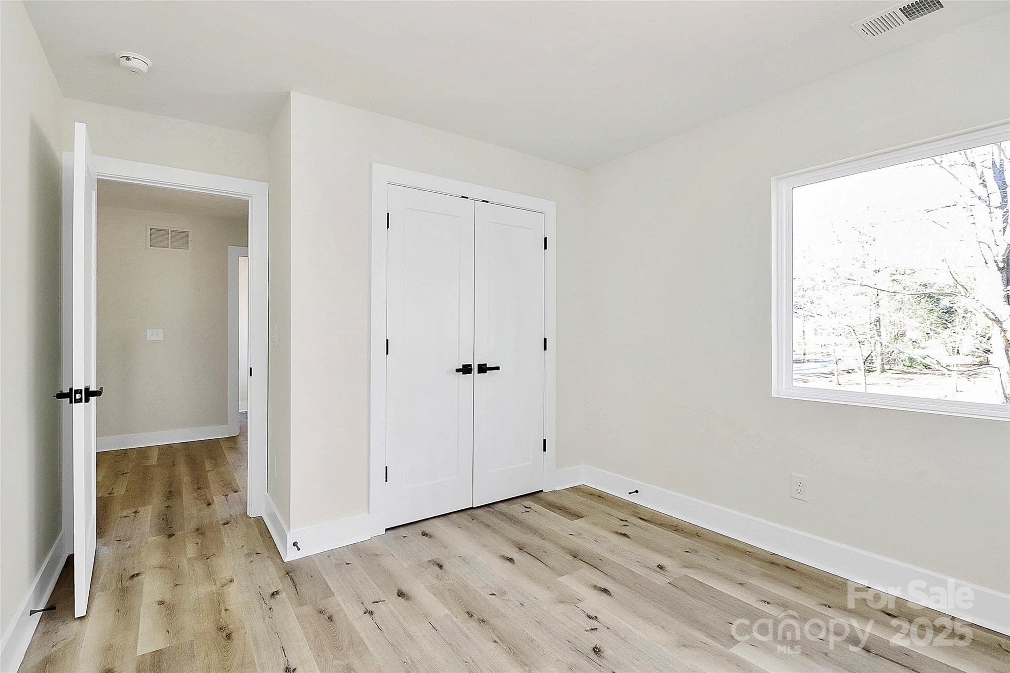 Royal Oaks - Residential