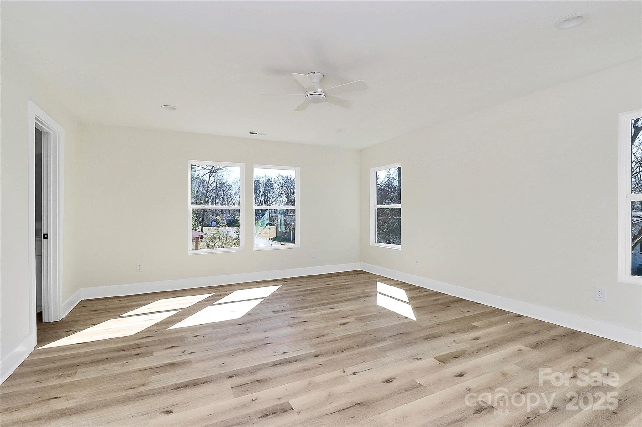 Royal Oaks - Residential