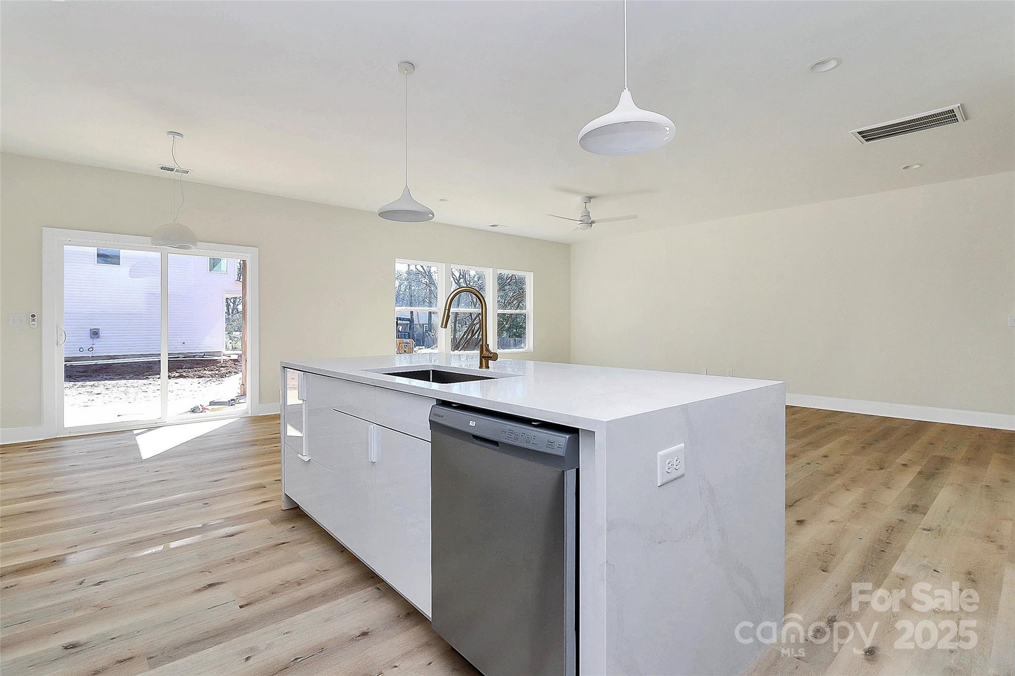 Royal Oaks - Residential