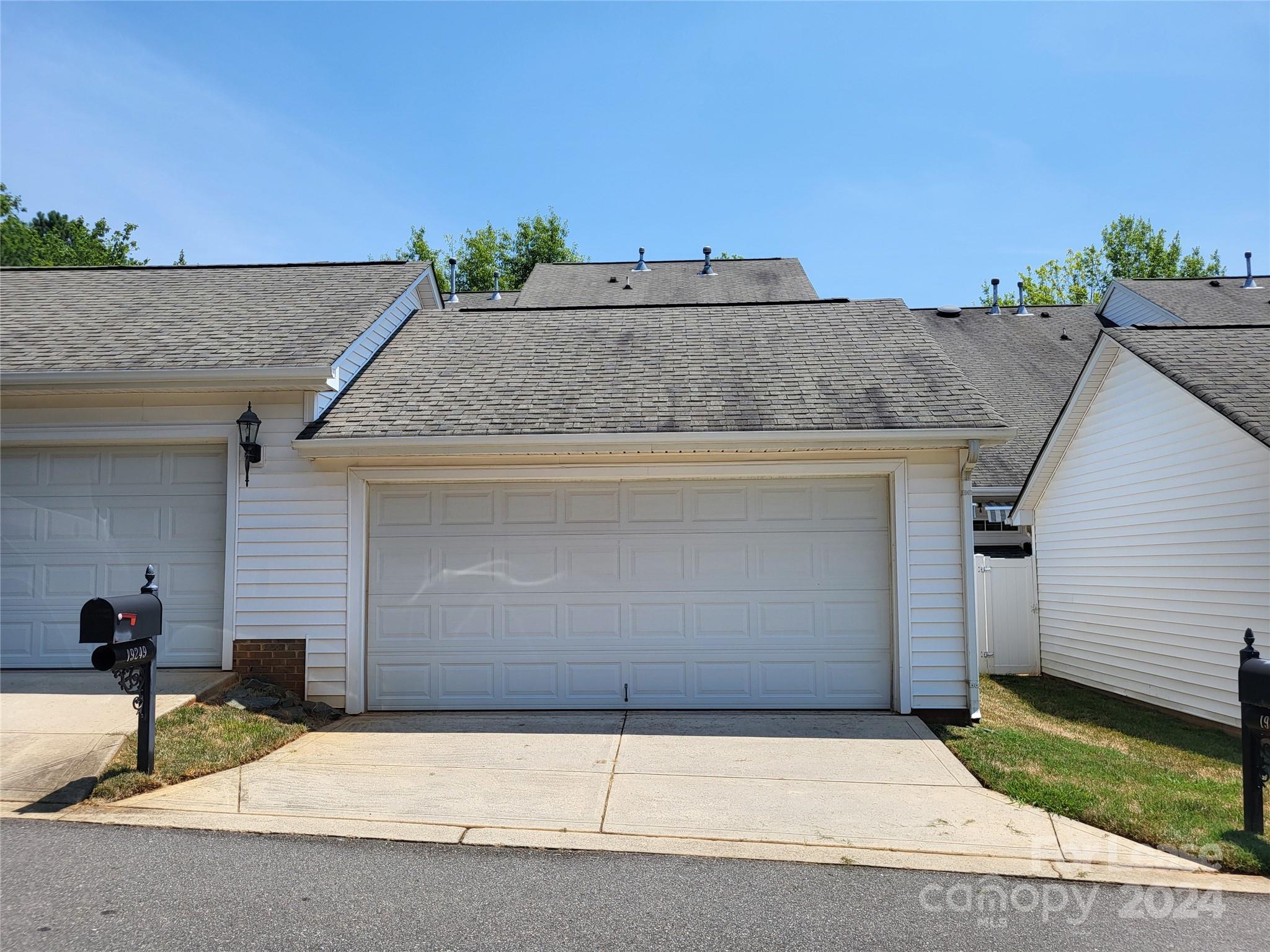 Lake Norman Cove at Jetton - Residential Lease