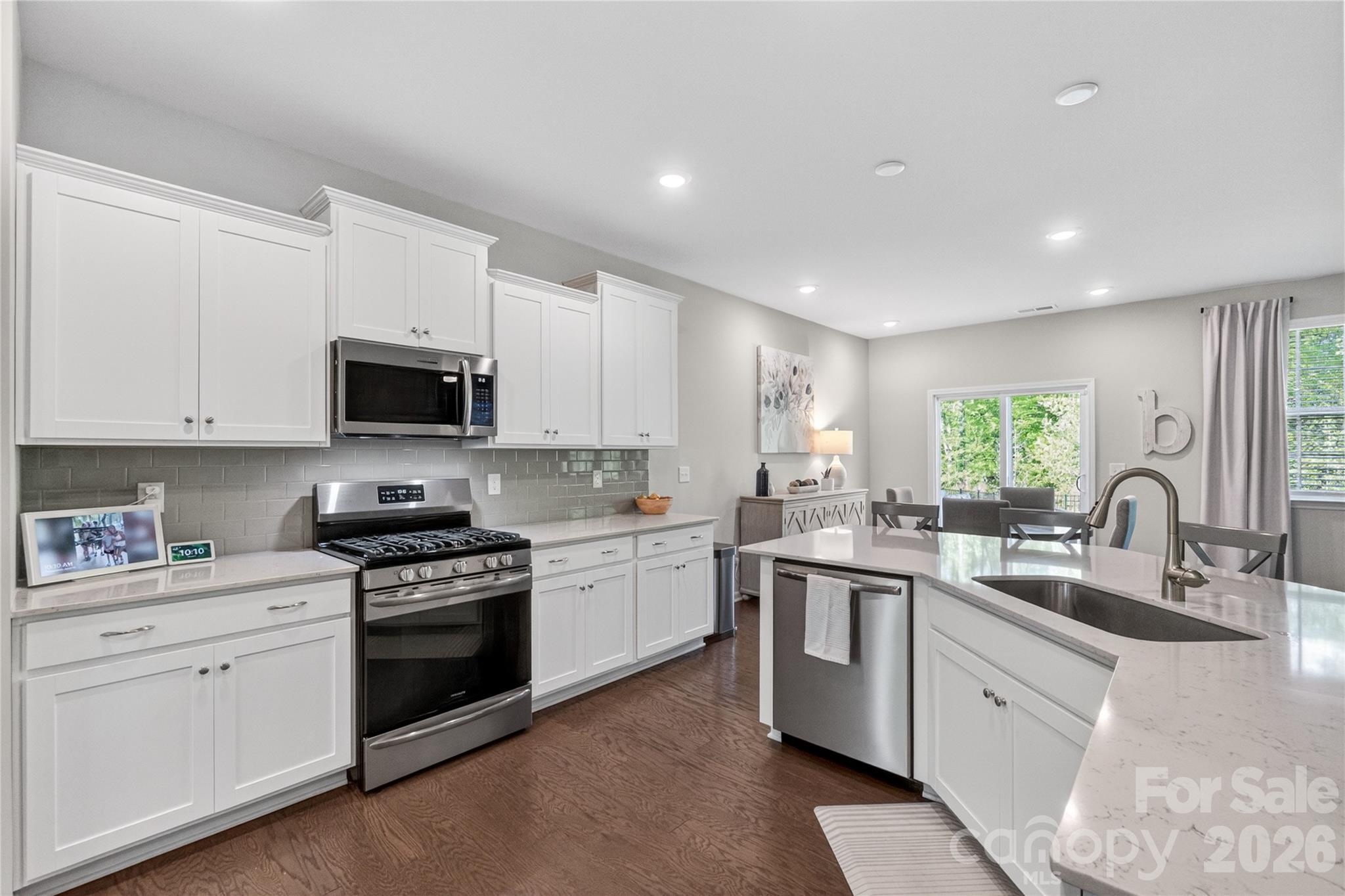 330 Kennerly Center Drive 388