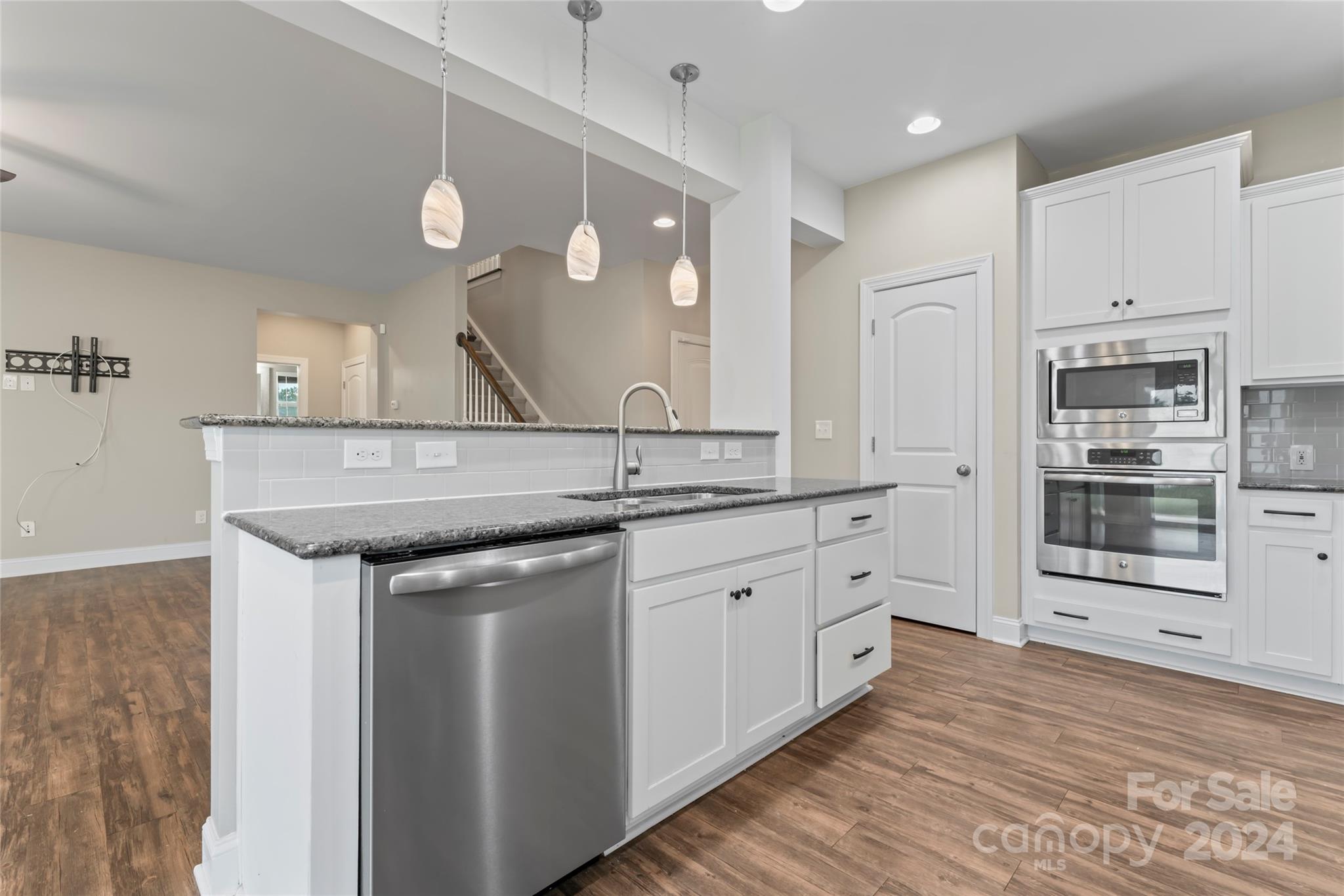 Founders Reserve - Residential