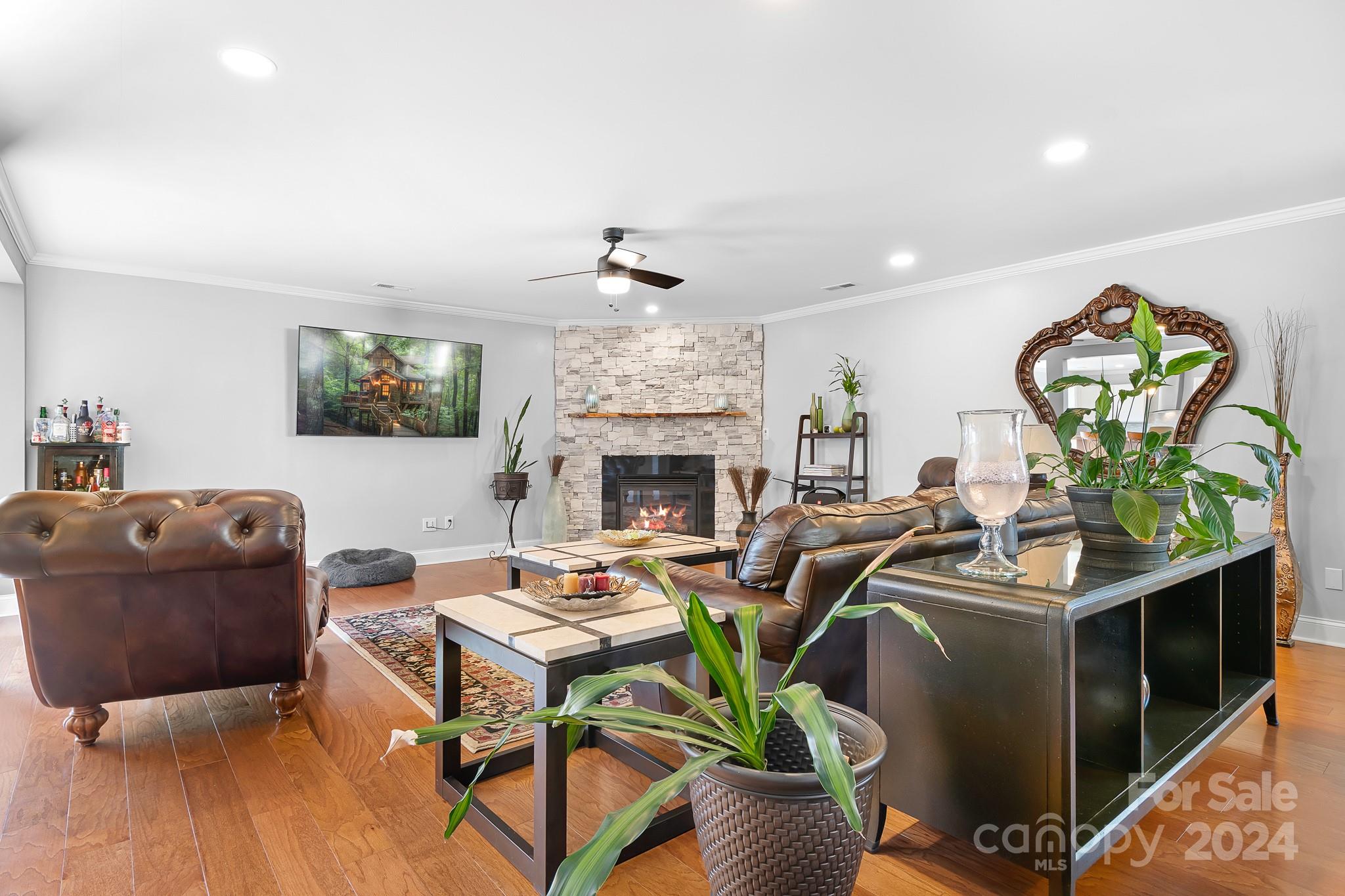 McIntyre - Residential