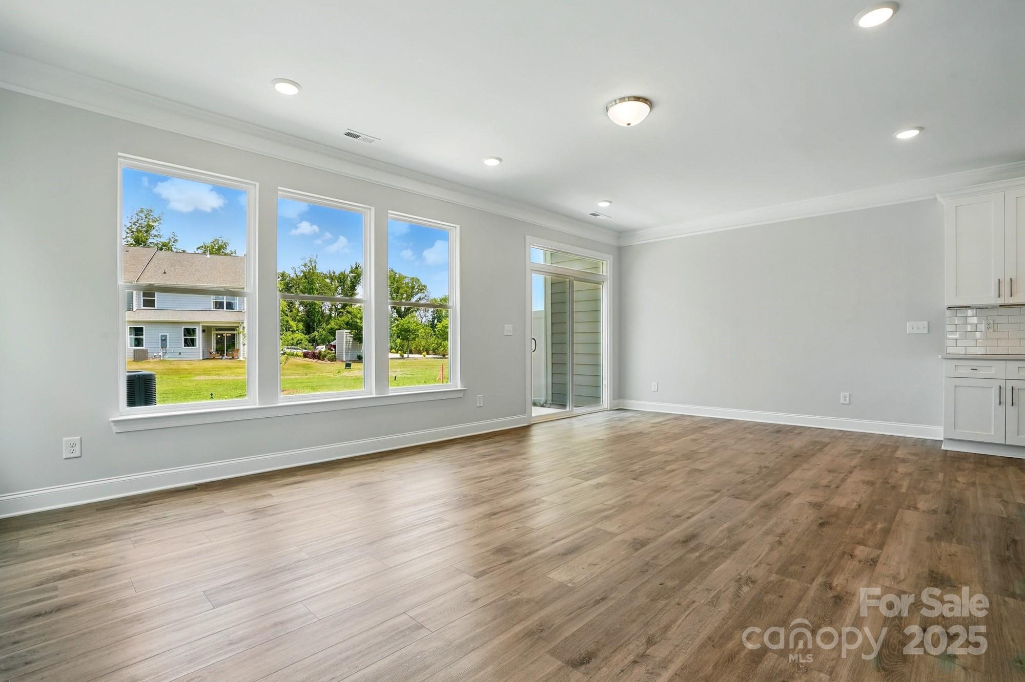 Harrisburg Village - Residential