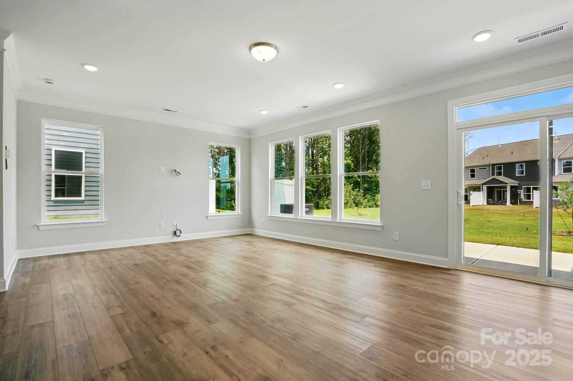 Harrisburg Village - Residential