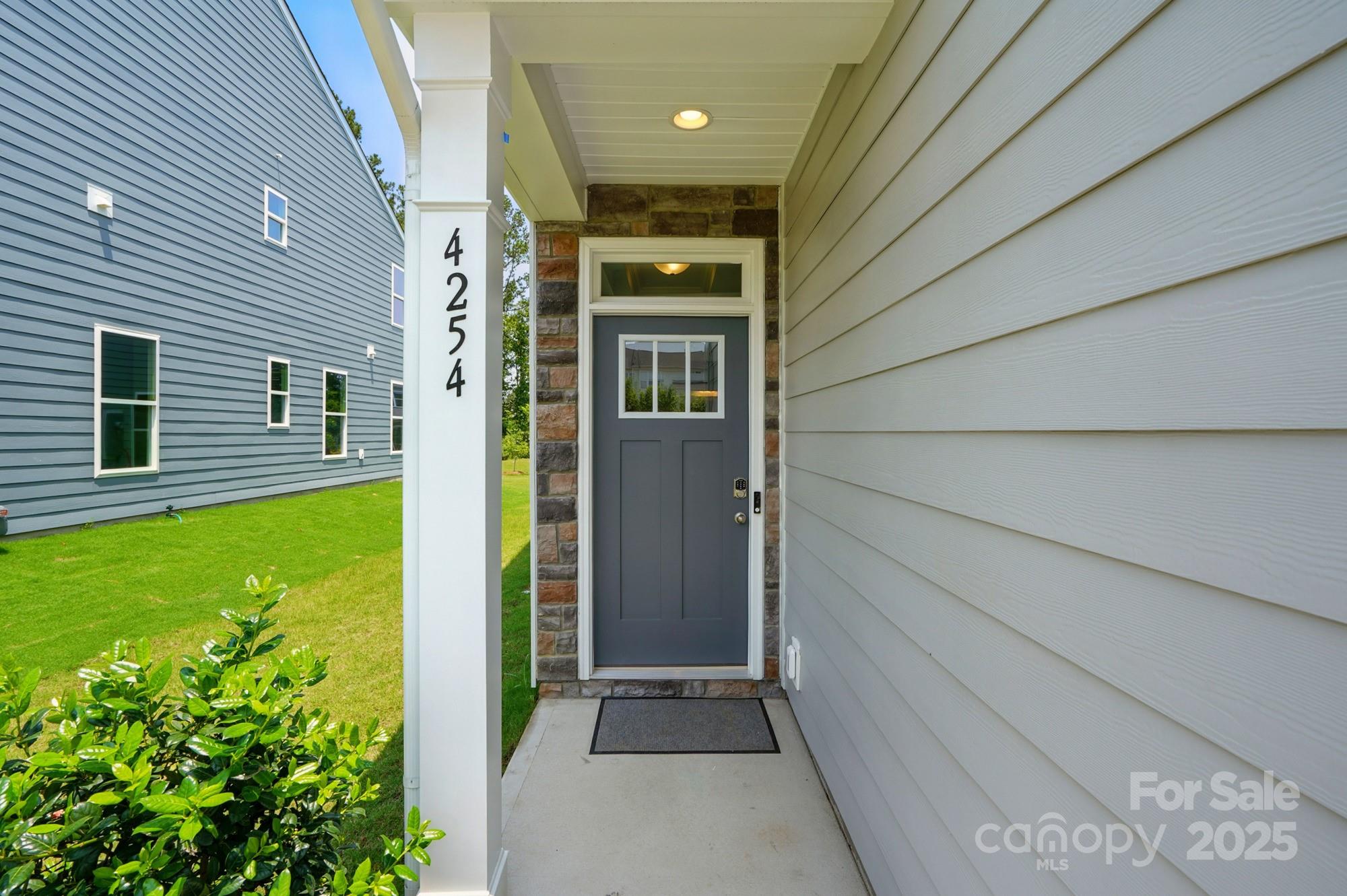 Harrisburg Village - Residential