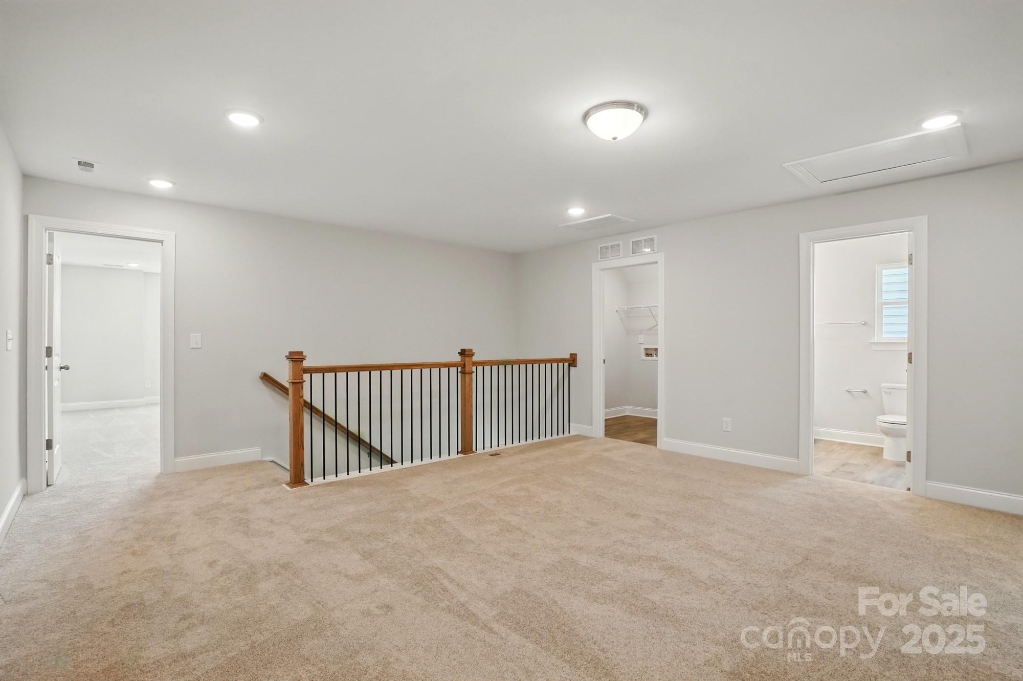 Harrisburg Village - Residential