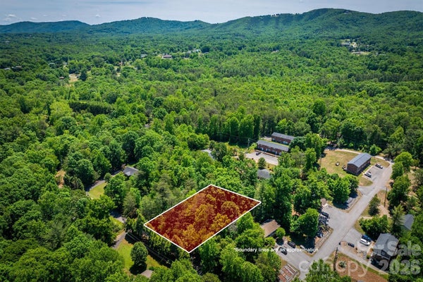 3843 OAK DR, VALDESE, NC 28690 - Image 27f3c302822ab6cf64fb583cedd35c2e/1118667345