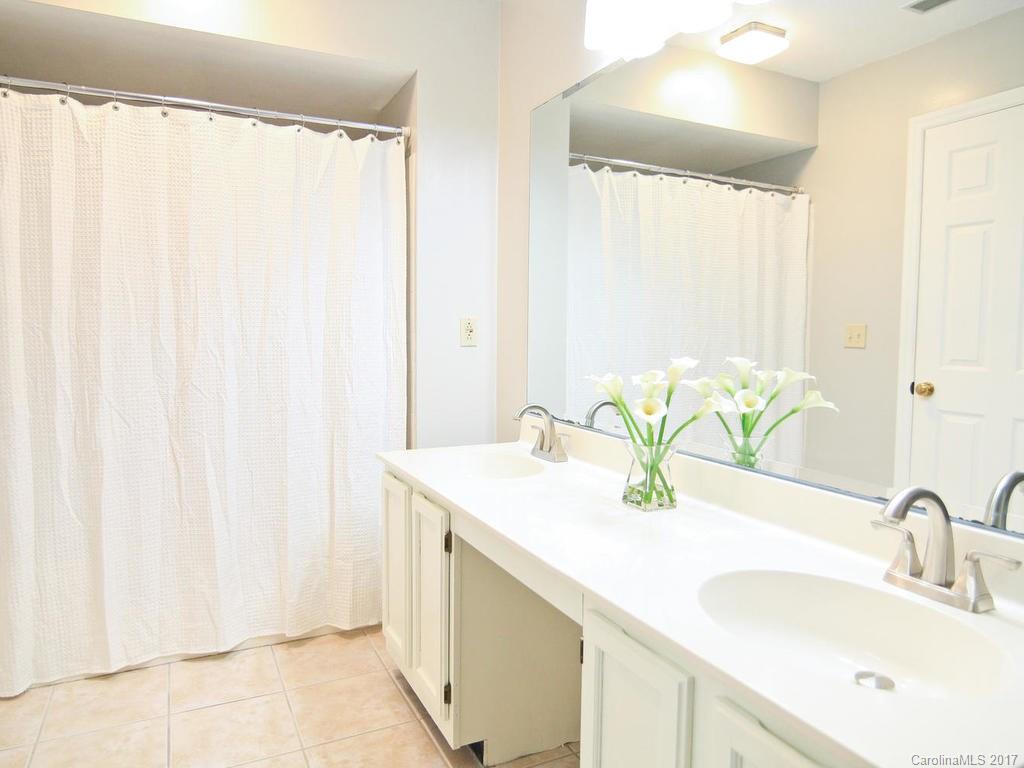 Bennington Woods - Residential