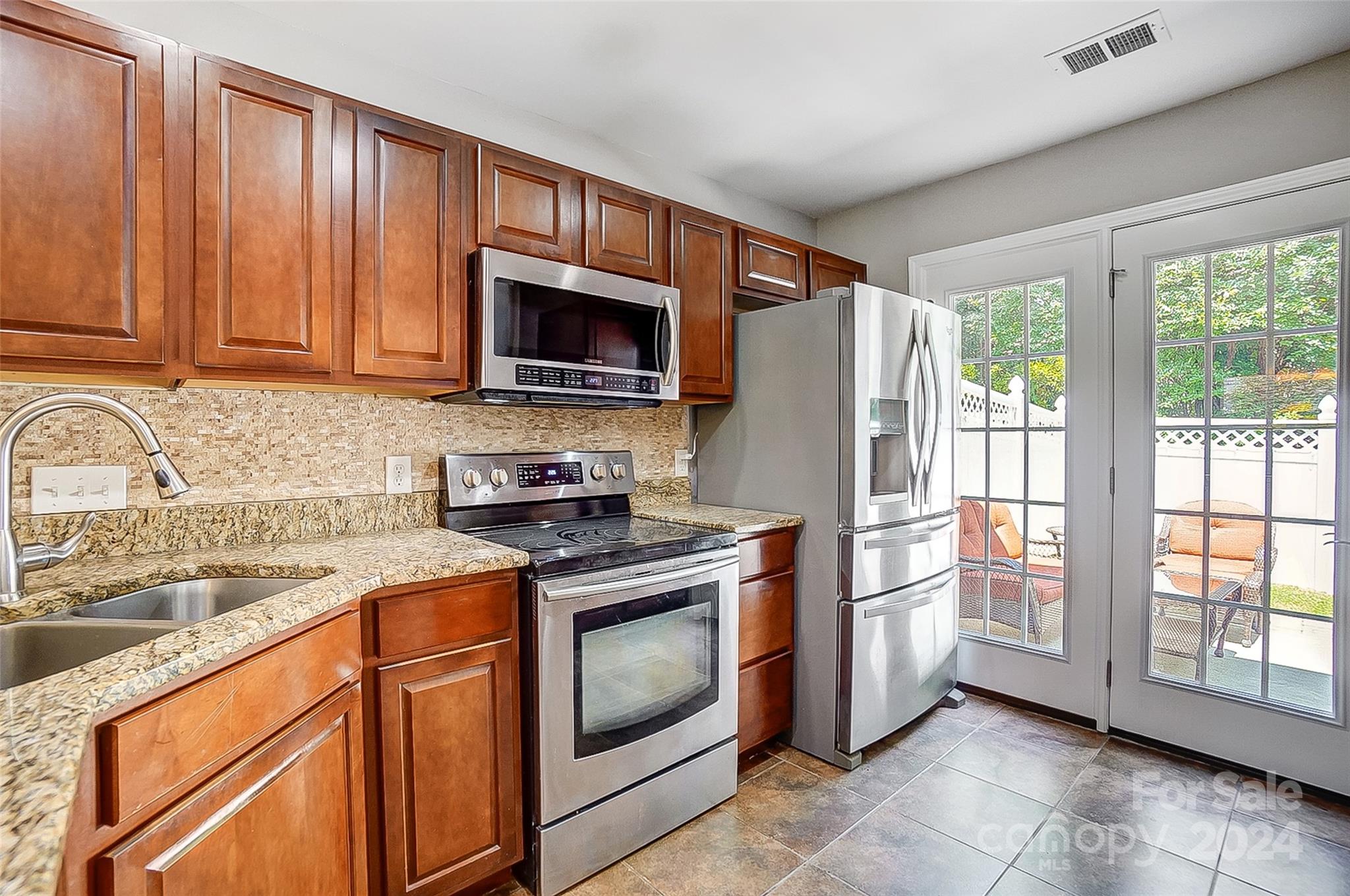 Lexington Commons - Residential