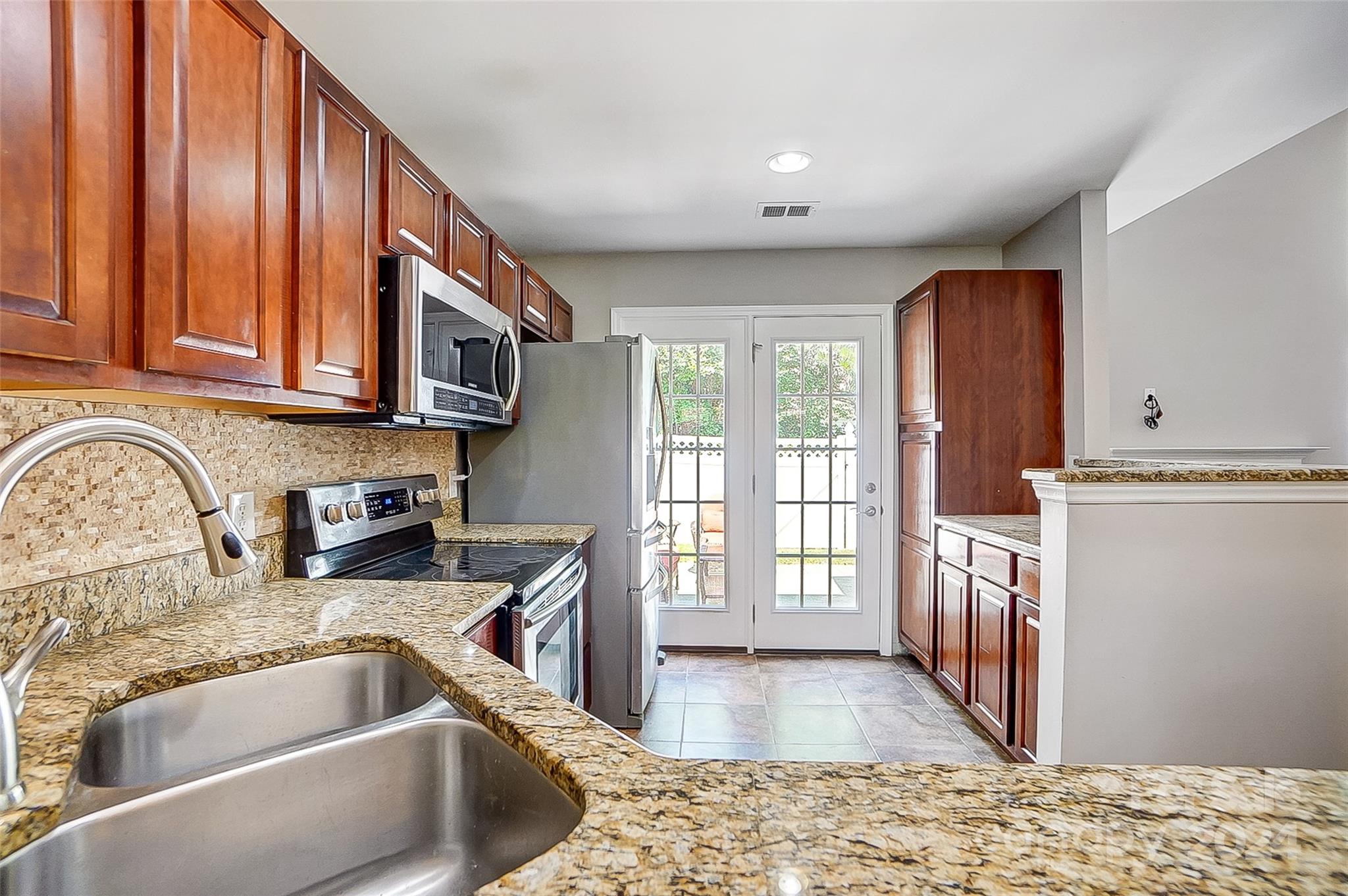 Lexington Commons - Residential