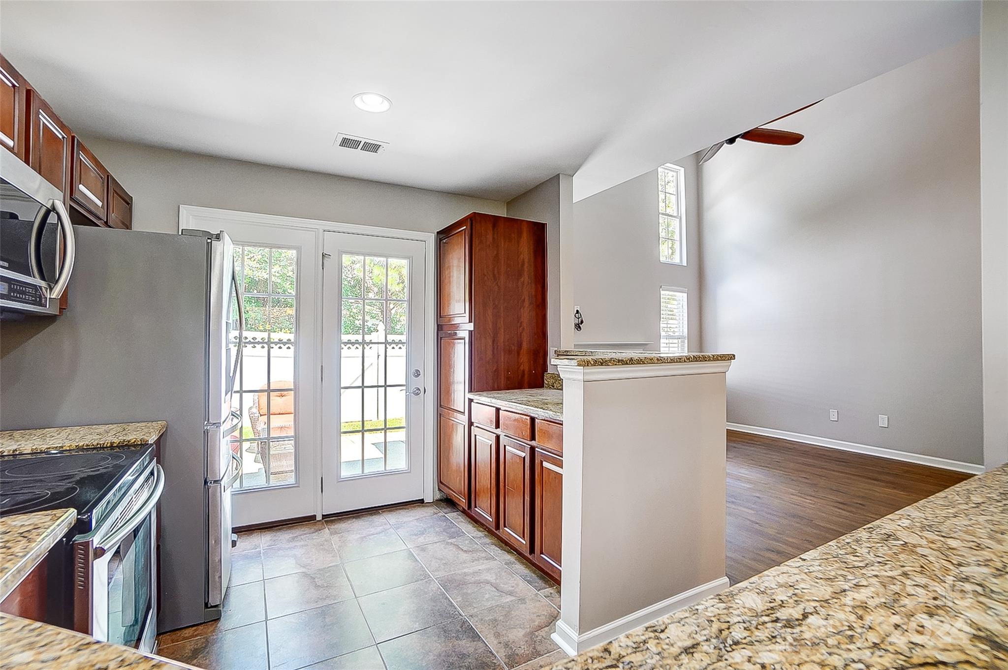 Lexington Commons - Residential