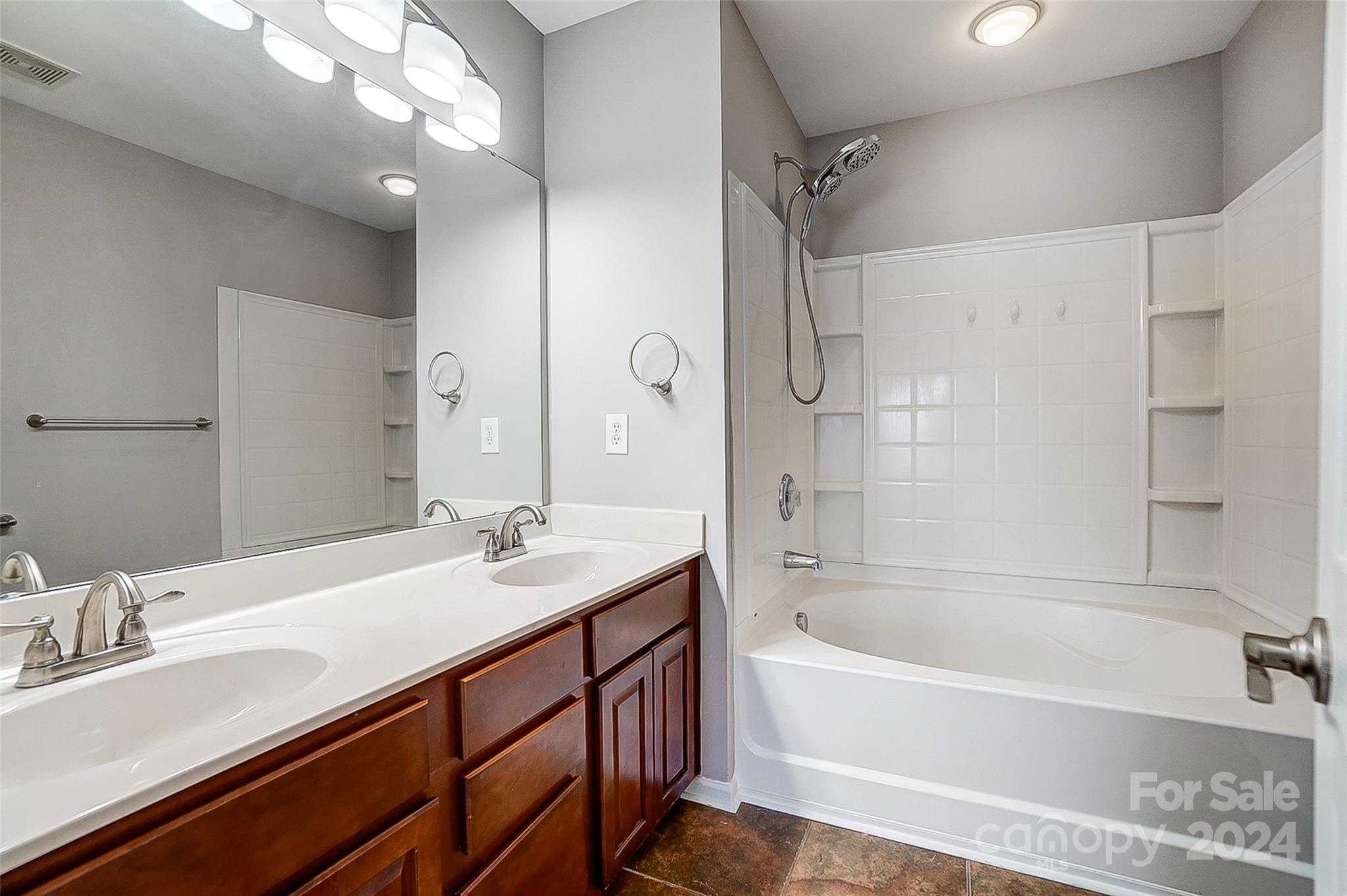 Lexington Commons - Residential