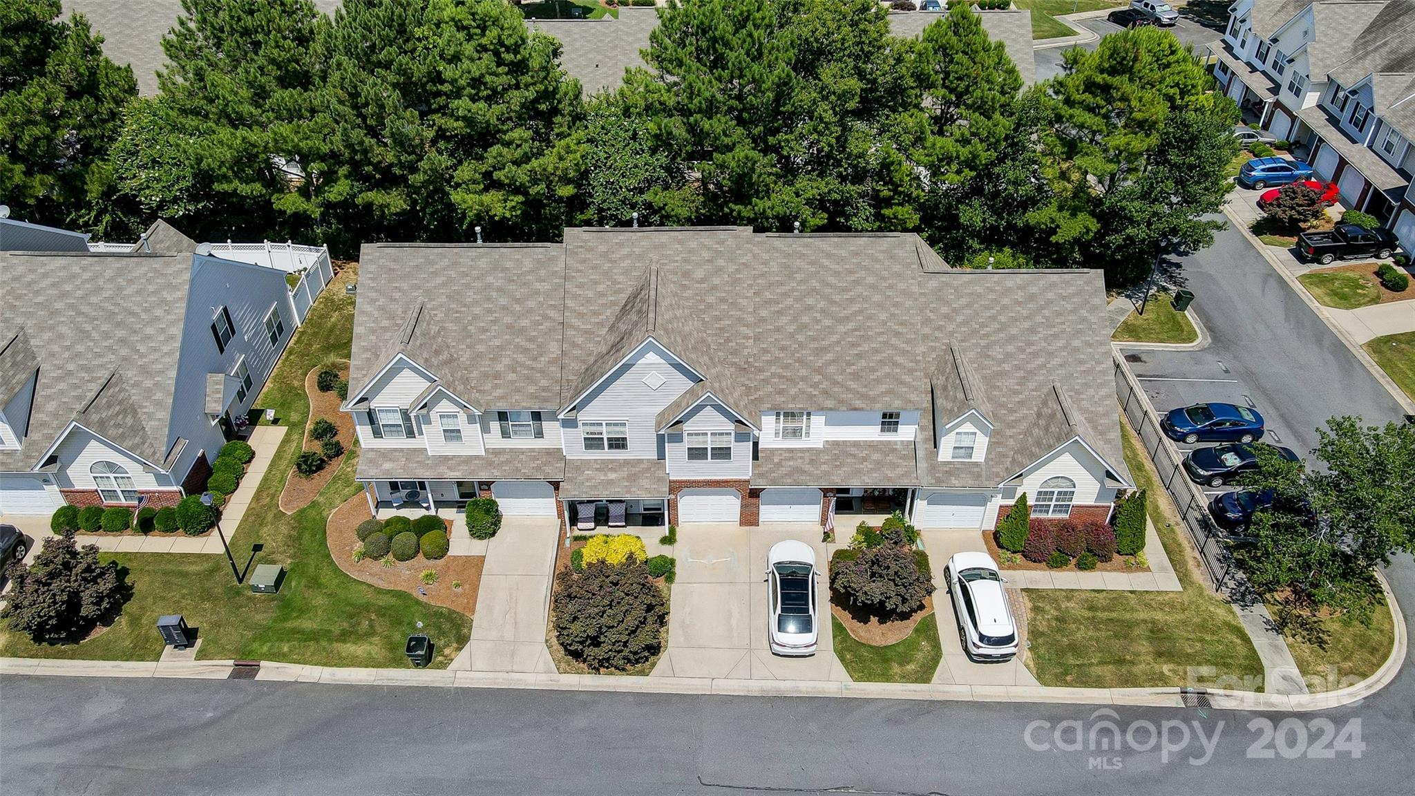 Lexington Commons - Residential