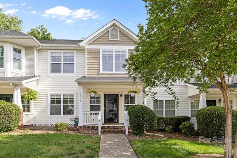 6518 Point Comfort Lane Charlotte NC 28226