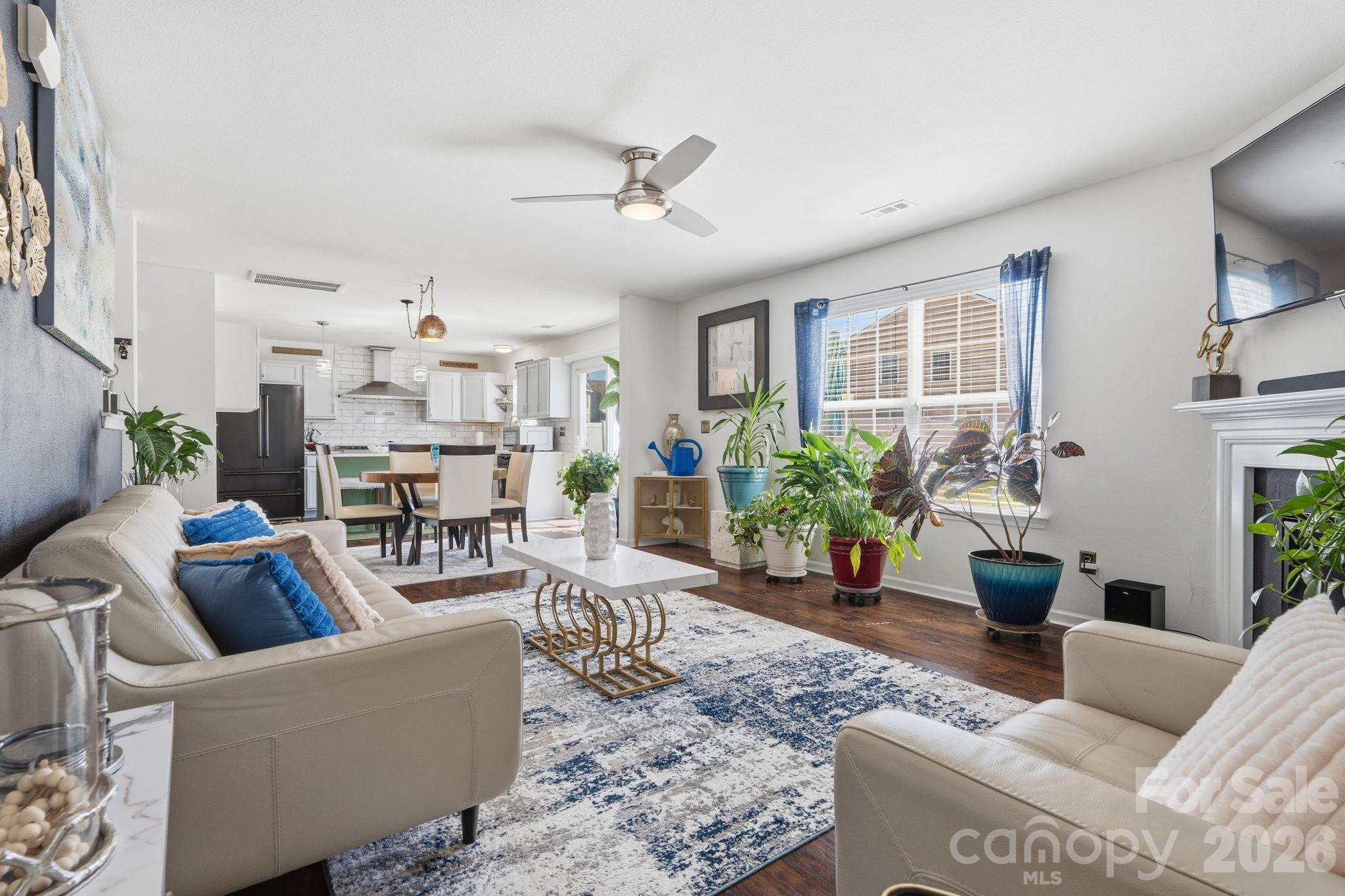 2438 Dewey Creek Lane