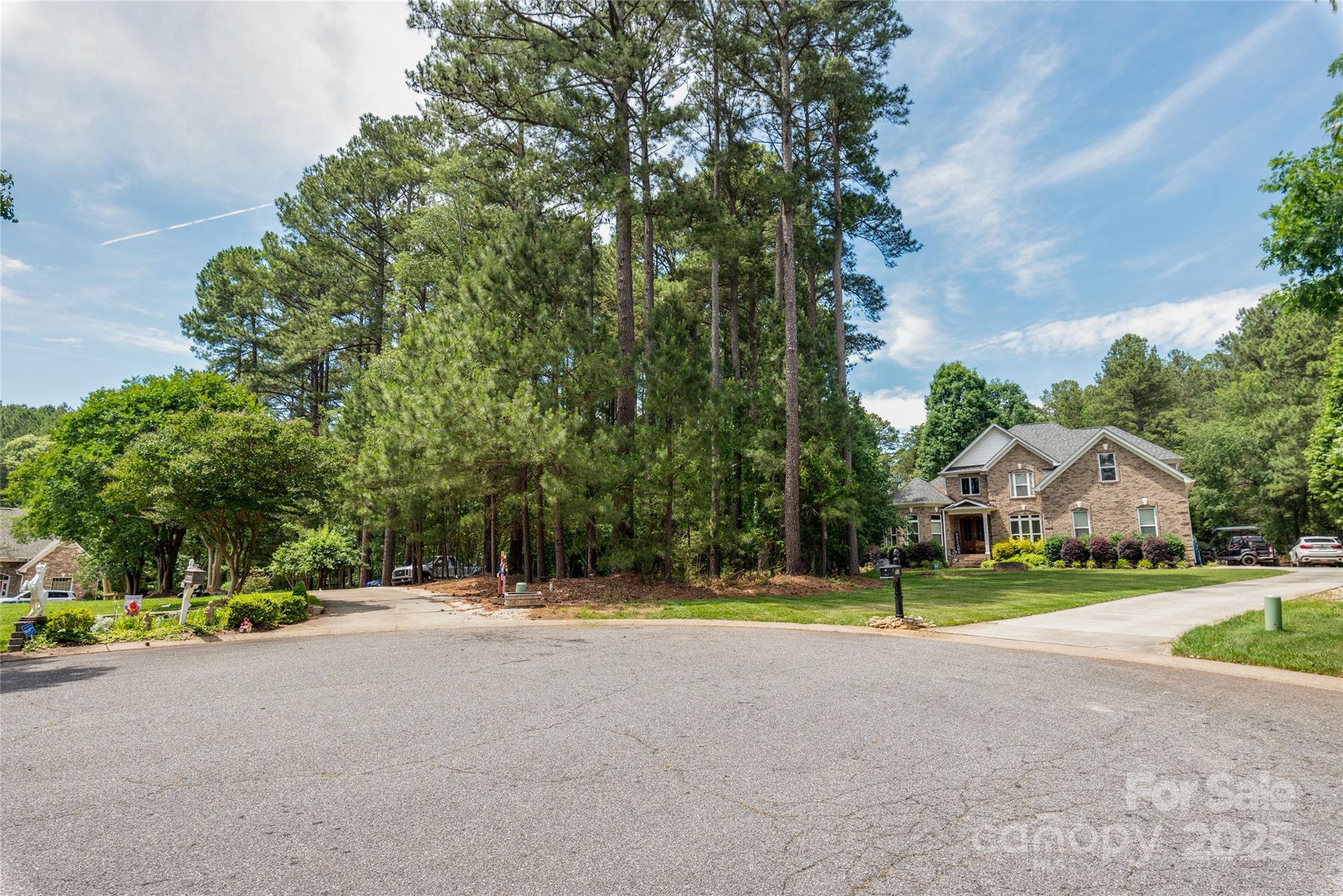 9207 Belle Pines Court