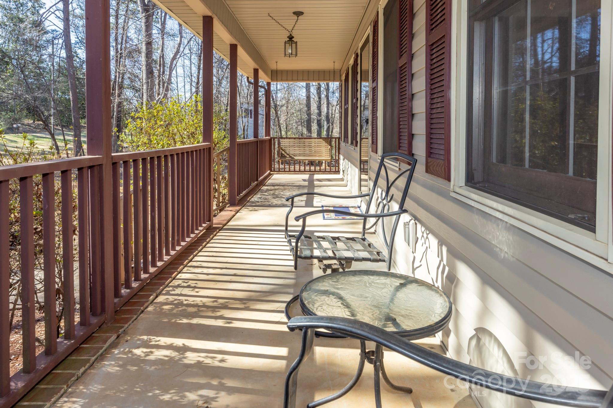 395 Thompson Road