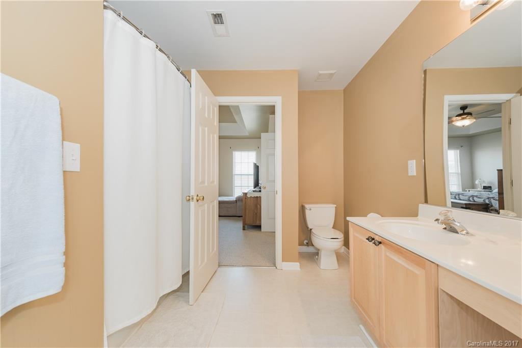 Dutchmans Meadow - Residential