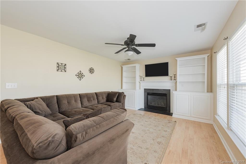 Dutchmans Meadow - Residential