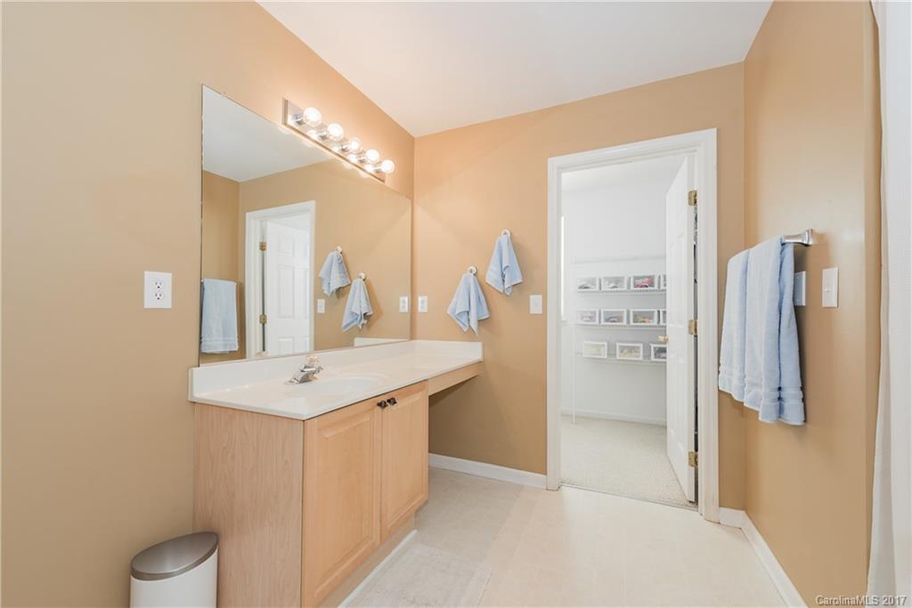 Dutchmans Meadow - Residential