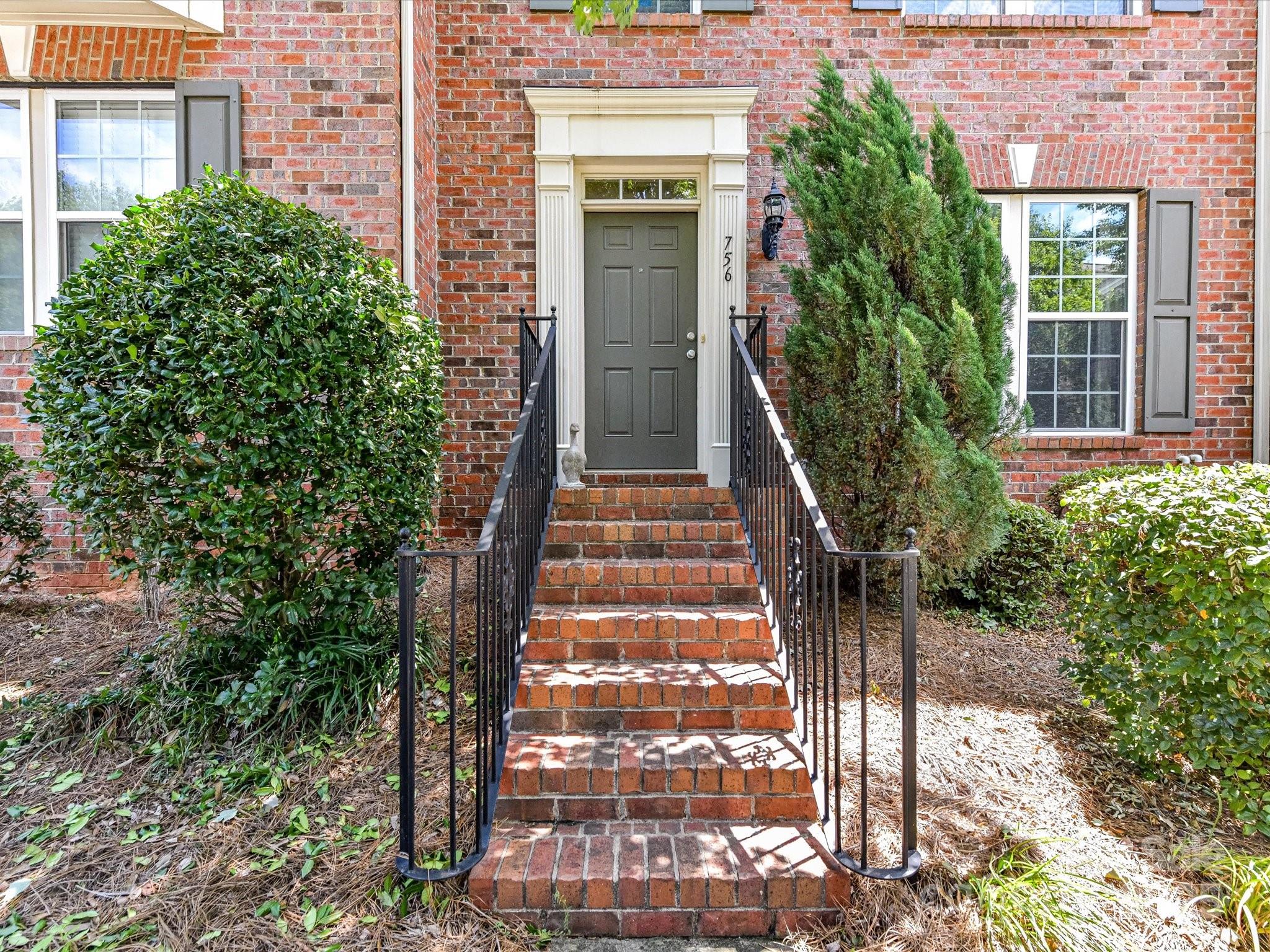 756 Naramore Street