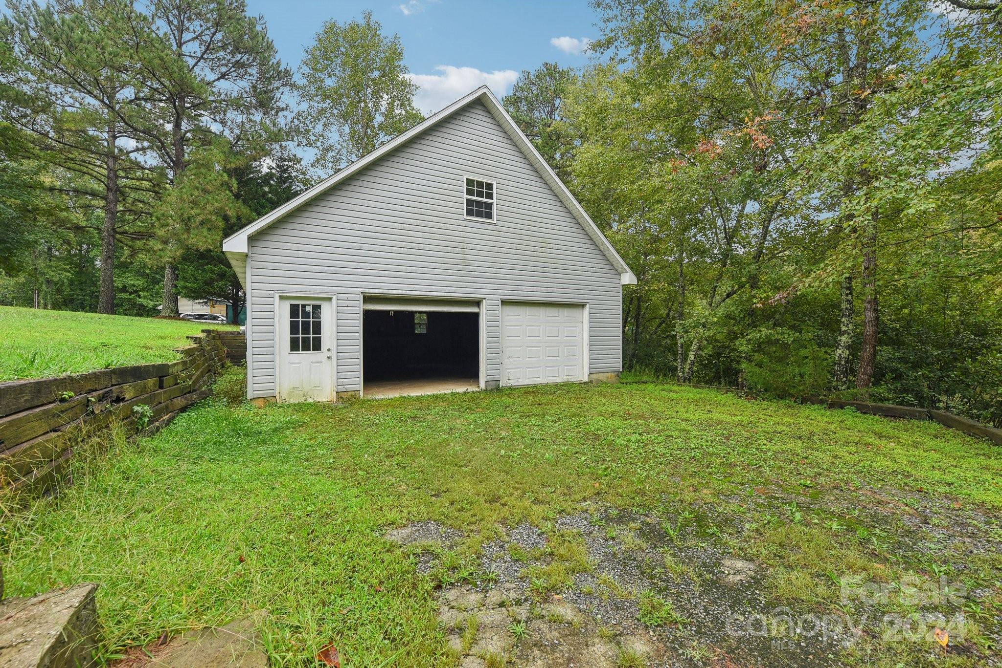 Montclaire - Residential