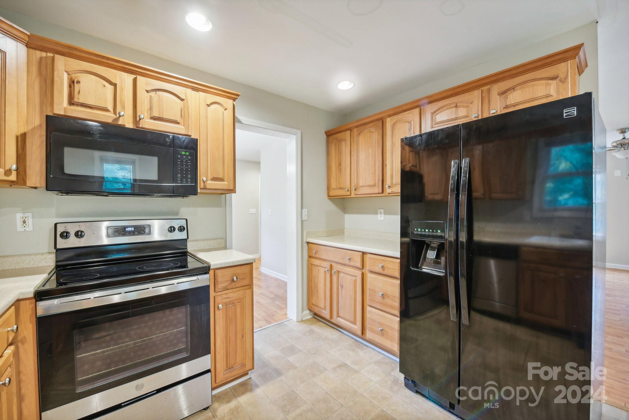 Montclaire - Residential