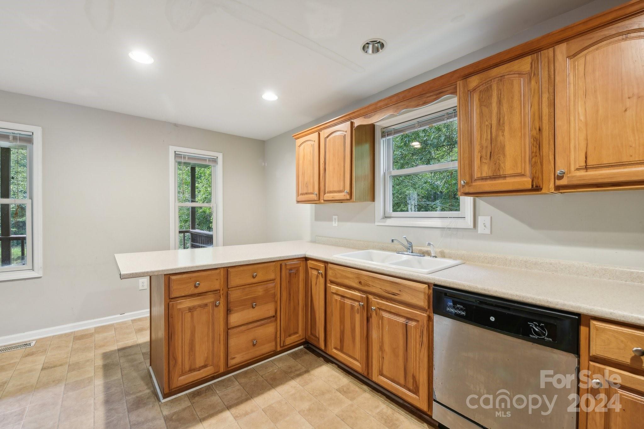 Montclaire - Residential