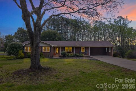 4022 Lynn Circle Shelby NC 28152