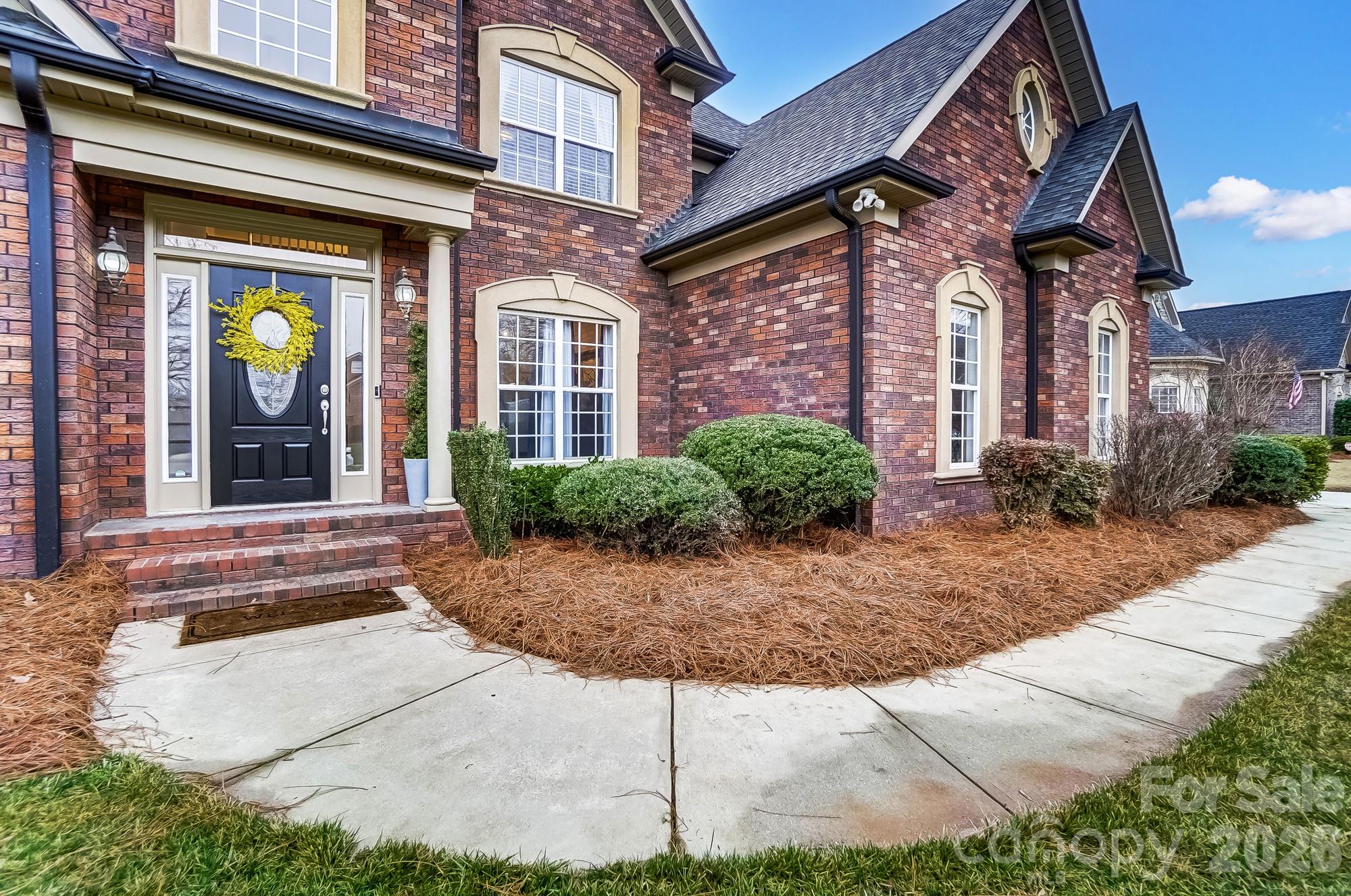 5507 Two Iron Drive