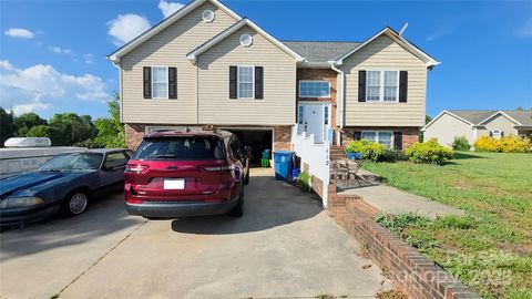 112 Mollie Road Harmony NC 28634