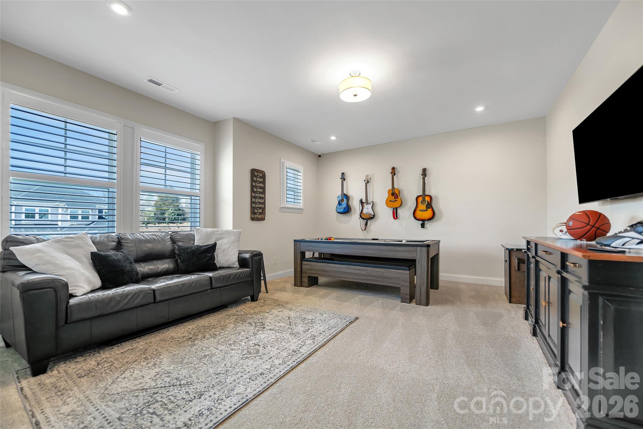 McLean - South Shore - Residential