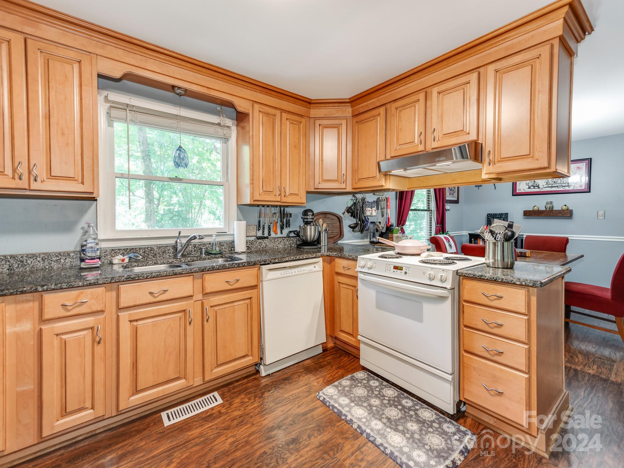 Leisure Acres - Residential