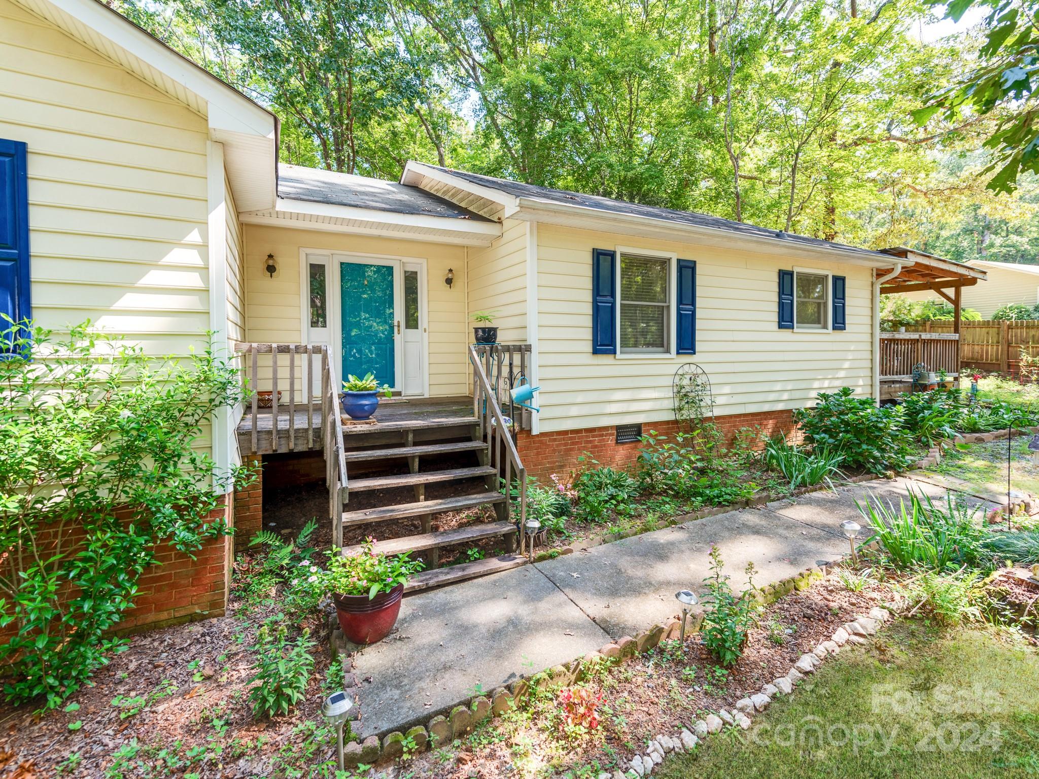 Leisure Acres - Residential