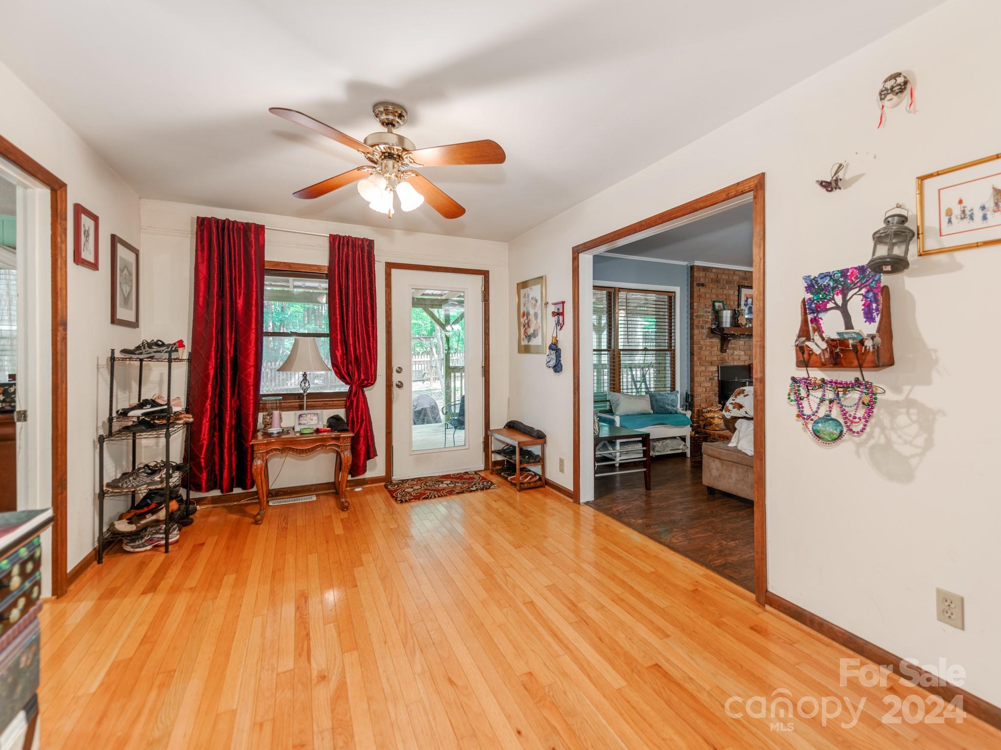 Leisure Acres - Residential