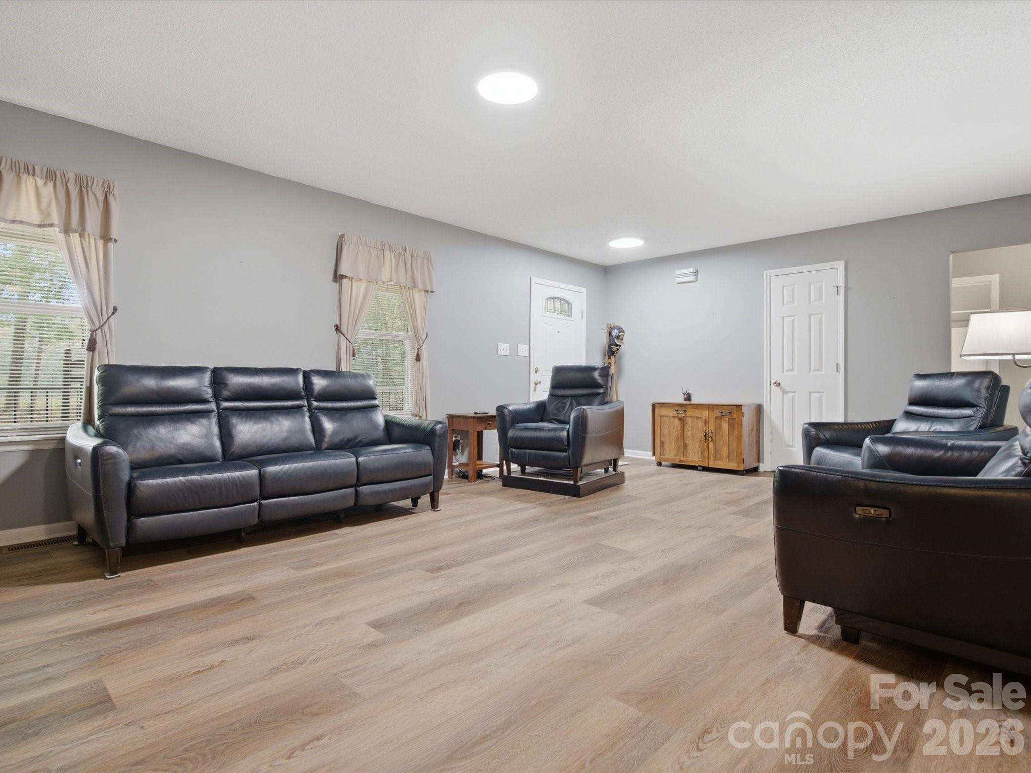 155 S Grandview Road