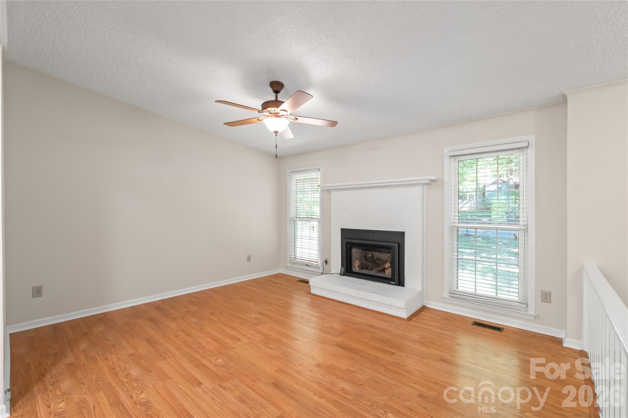 3129 Winding Trail