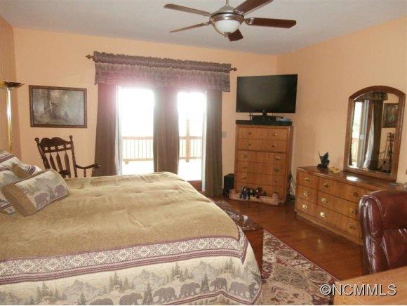 Wolf Laurel - Residential