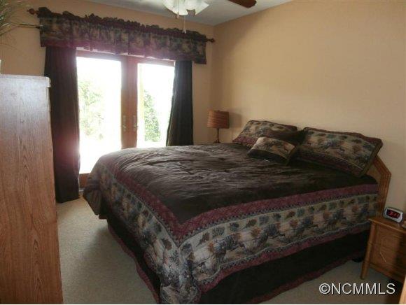Wolf Laurel - Residential