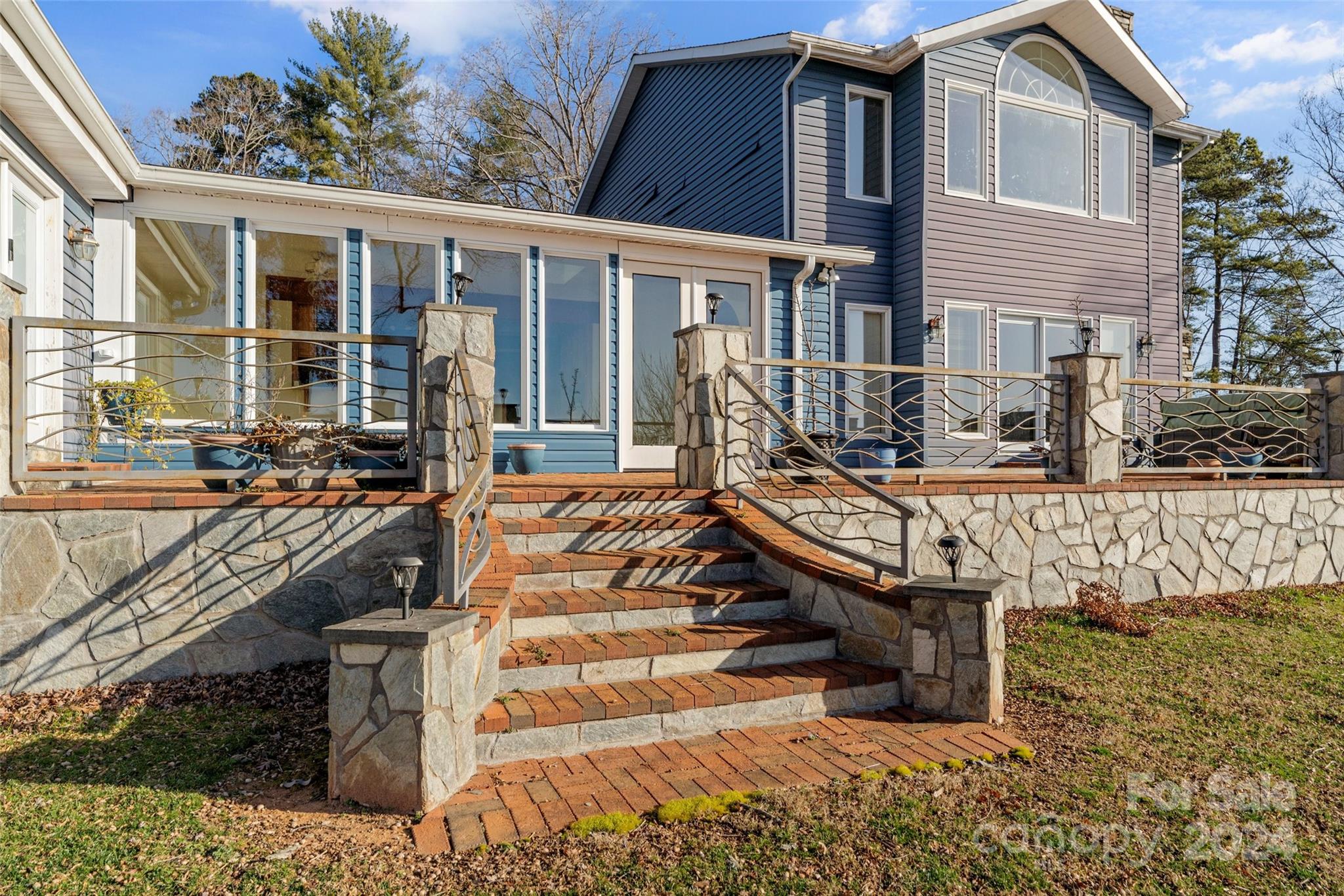 Holiday shores - Residential