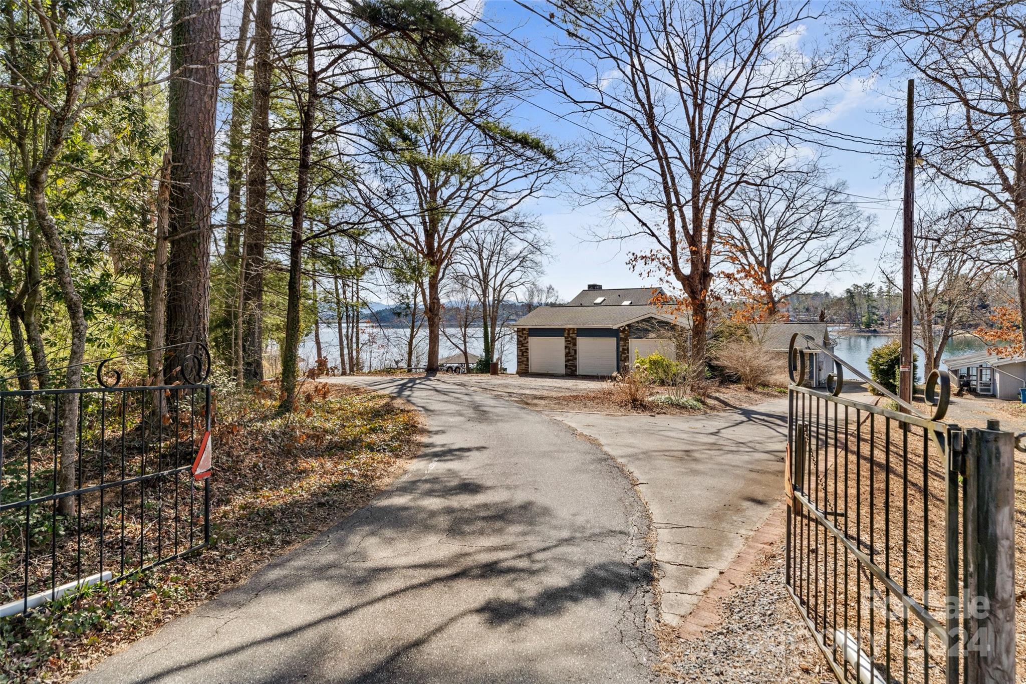 Holiday shores - Residential