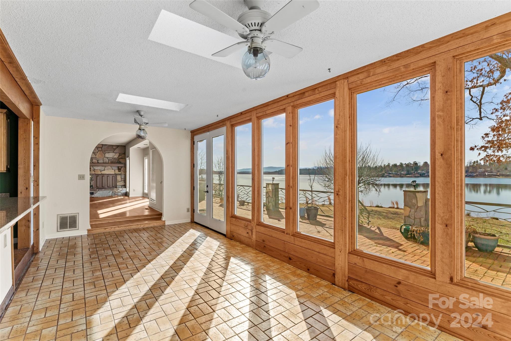 Holiday shores - Residential