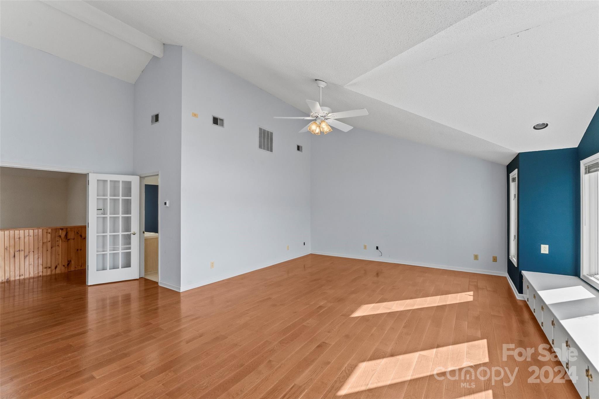 Holiday shores - Residential