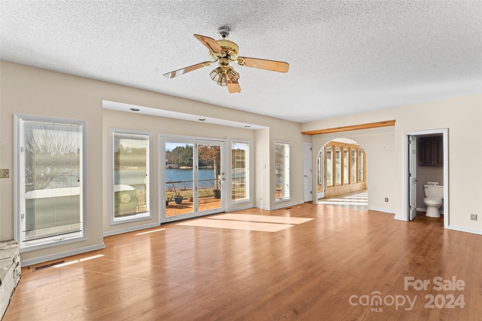 Holiday shores - Residential