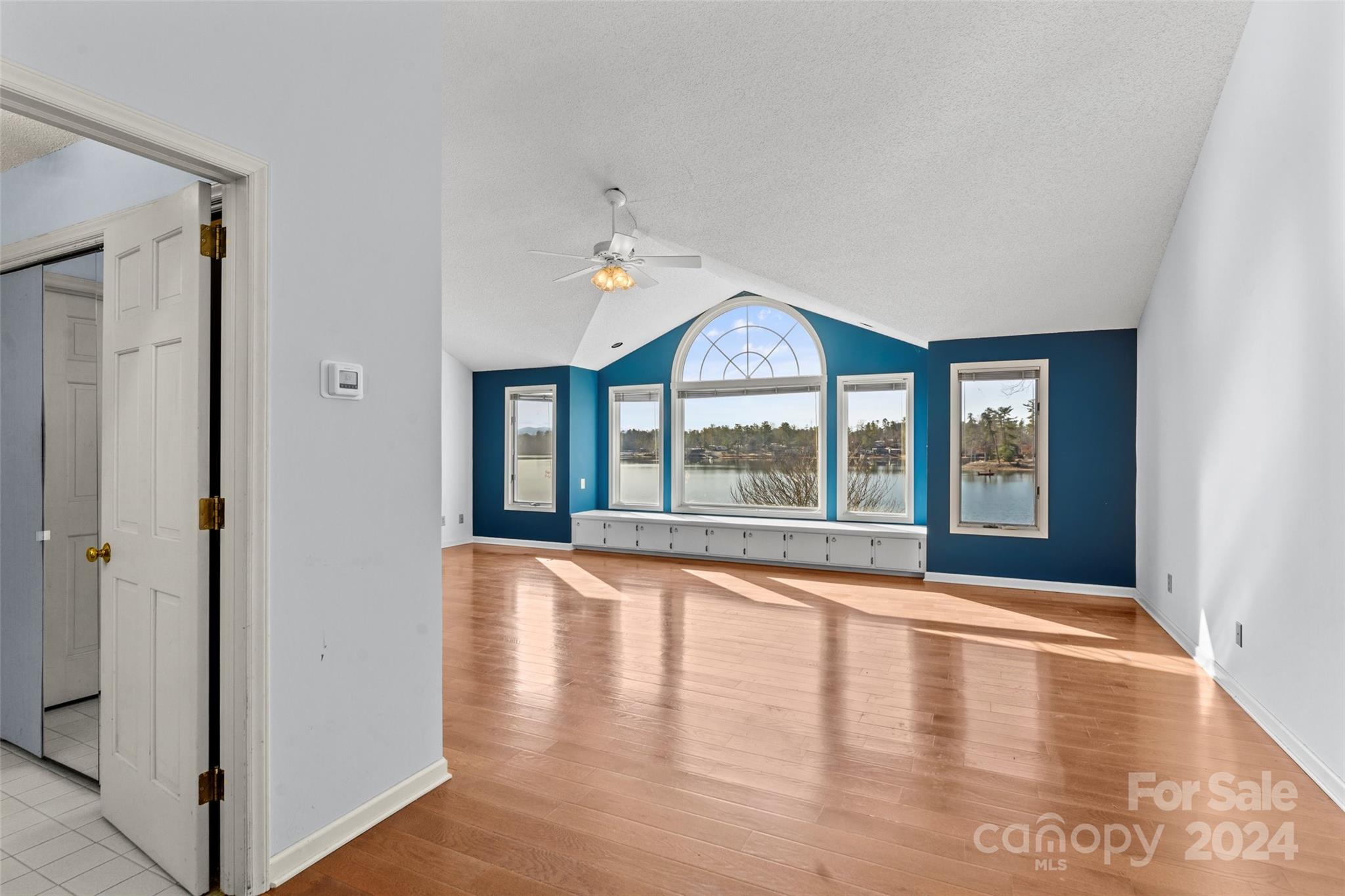 Holiday shores - Residential